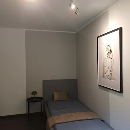 Garden View Apartment-max 6 Pers-duesseldorf Velbert